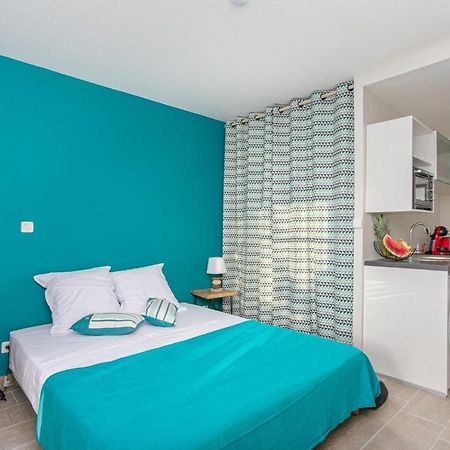 Studio Corail 5 min à pied de la plage - 1BR Studio 5min walk from nice beach Sainte-Anne Extérieur photo
